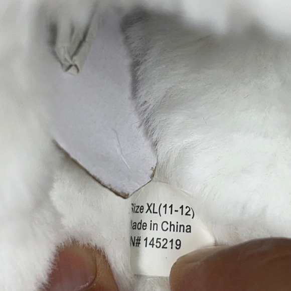 Born Size XL 11 / 12 Pink Quilted Fuzzy Faux Fur Slippers NEW Womens Cozy Scuffs - Picture 9 of 9